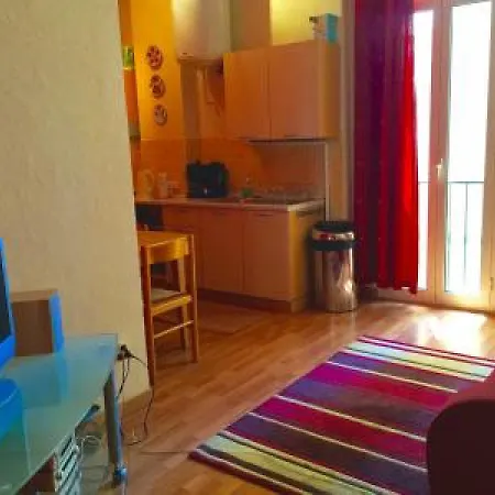 Festival Apartment: Steps From Palais And Beaches * Cannes