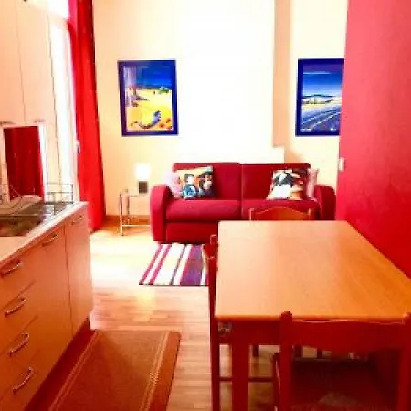 Apartament Centrally Located One Bedroom Just Minutes By Foot To The Palais Des Festivals And Beaches 207 Cannes